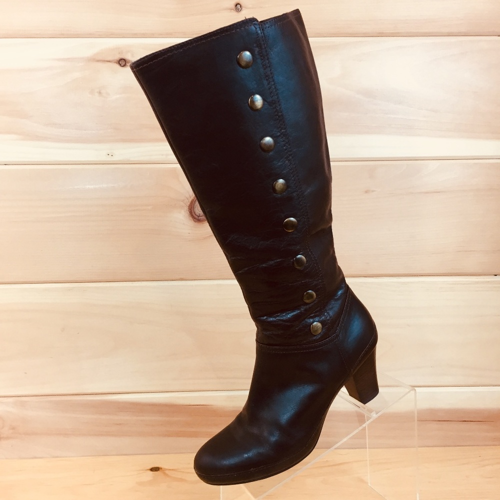 Clarks Artisan Size 10 Brown Leather Knee Boots
